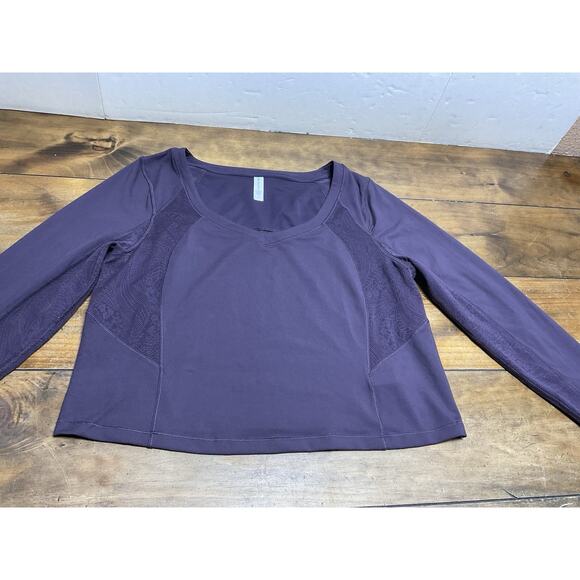 Athleta Shanti Lace Top Plus 1X Deep Crocus Violet Fitted Crop Scoop - Picture 6 of 12